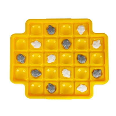Игра настольная логическая с т.з.Bondibon "КОШКИ-МЫШКИ. ОХОТА ИГРАТЬ"
